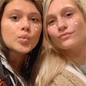 Meet your Posher, Lucy